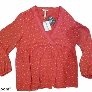 NWT Matilda Jane "Must Be Love" blouse (M)